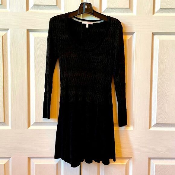 BLACK VINTAGE SWEATER SKATER DRESS BY VICTORIA’s SECRET SIZE MEDIUM - Picture 1 of 5